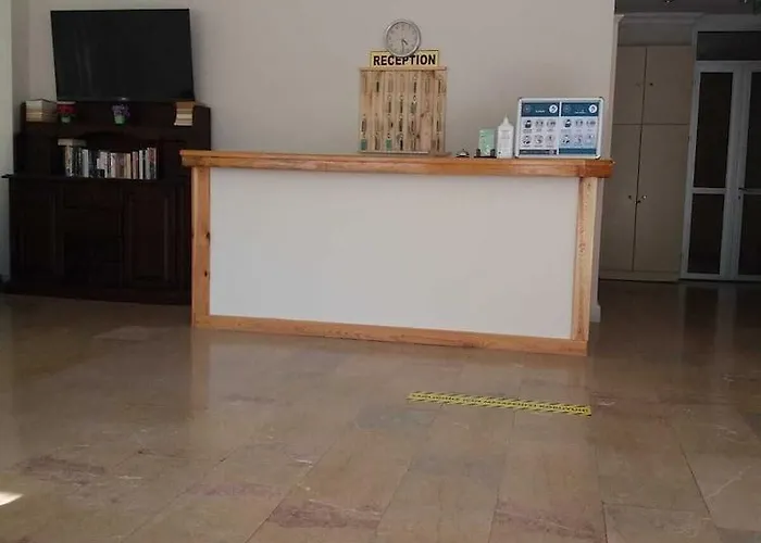 ホテル Unver マルマリス