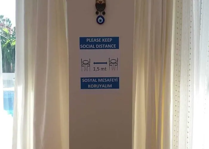 ホテル Unver マルマリス