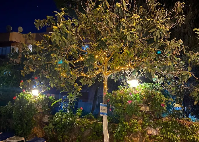 Unver מלון מרמריס