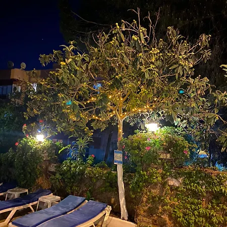 Unver 酒店 马尔马里斯